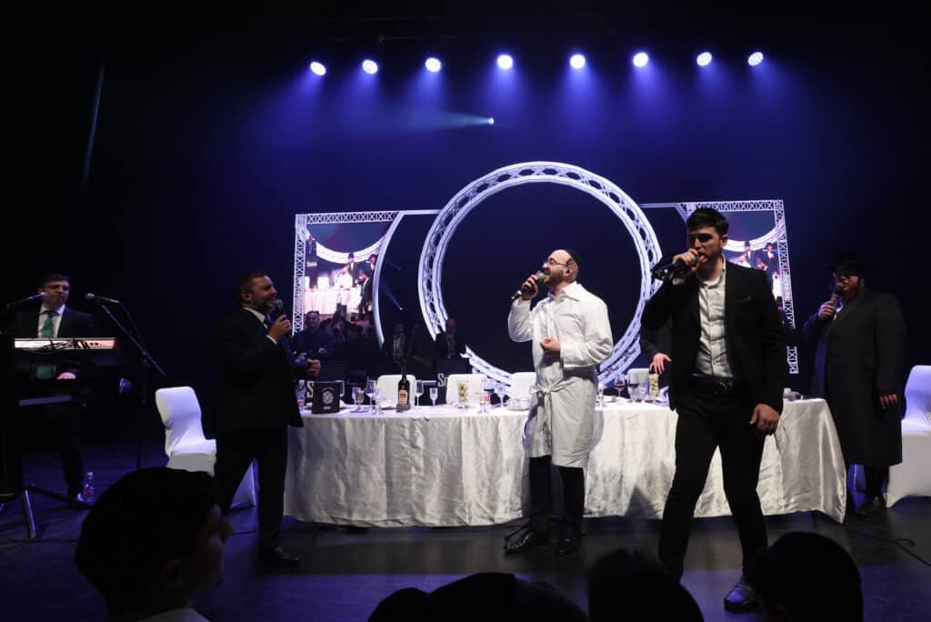 המגיד מישרים וגדולי הזמר קיימו ערב הכנה לליל הסדר