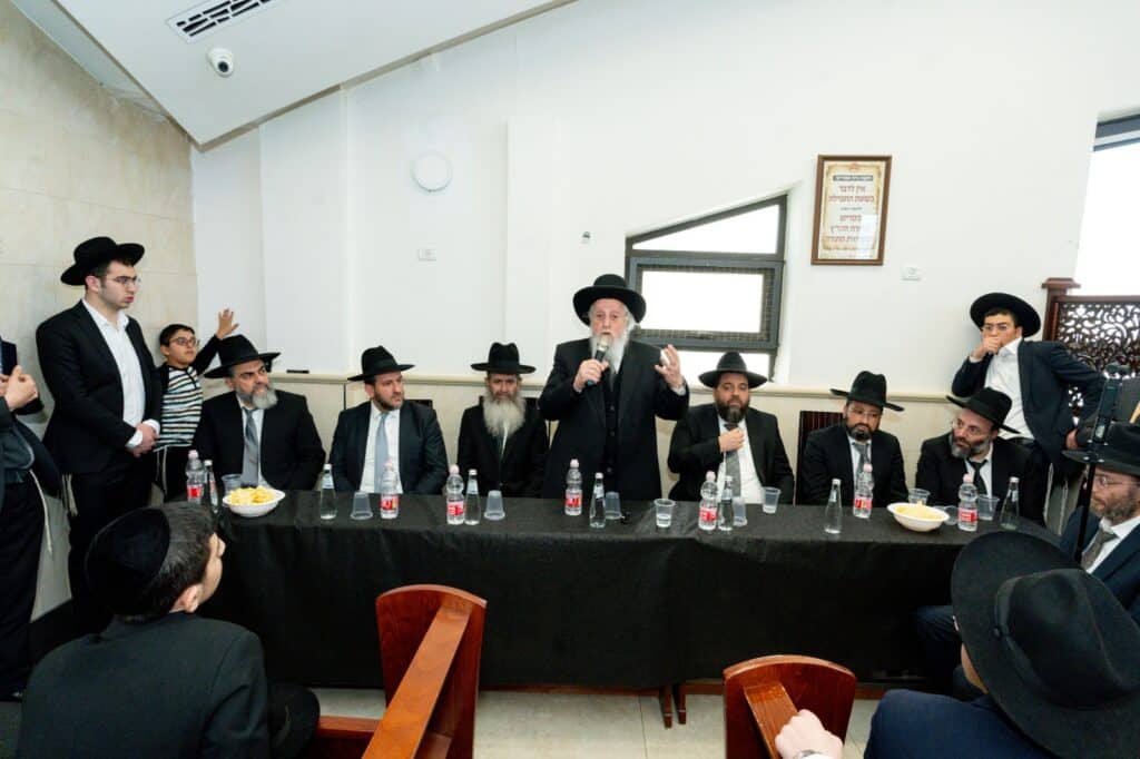 מודיעין עילית: 'סדר' לחמש מאות בחורים ושיחות מגדולי הרבנים