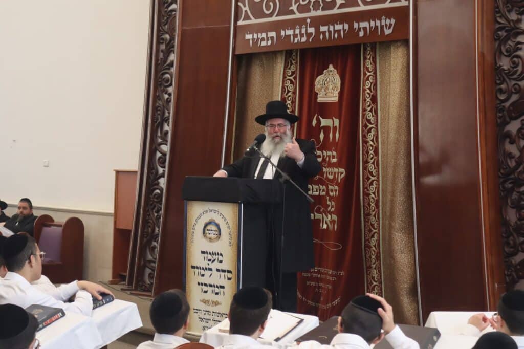 מודיעין עילית: 'סדר' לחמש מאות בחורים ושיחות מגדולי הרבנים