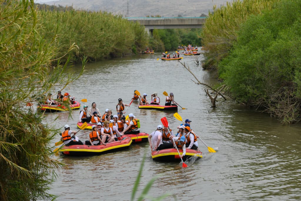 90 אוטובוסים הובילו 5,000 בחורי ישיבות מביתר עילית לצפון