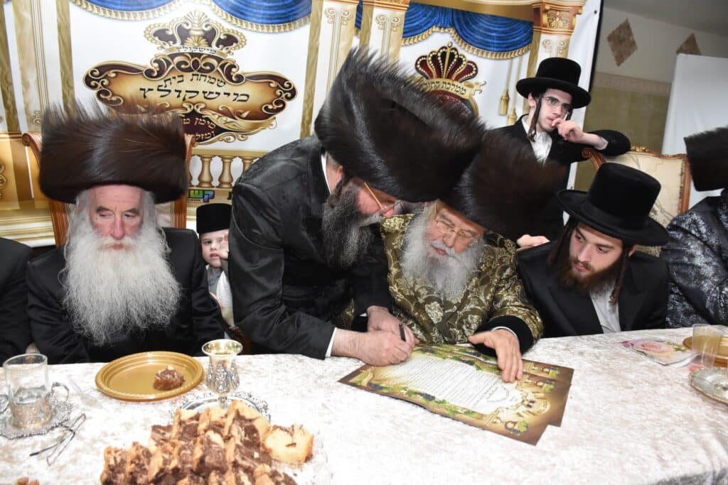 תיעוד: שמחת התנאים בחצרות מישקולץ - עתלית - גארליץ