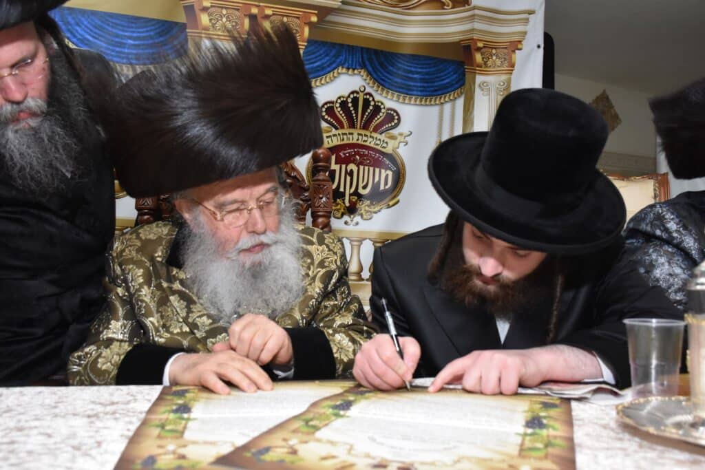 תיעוד: שמחת התנאים בחצרות מישקולץ - עתלית - גארליץ