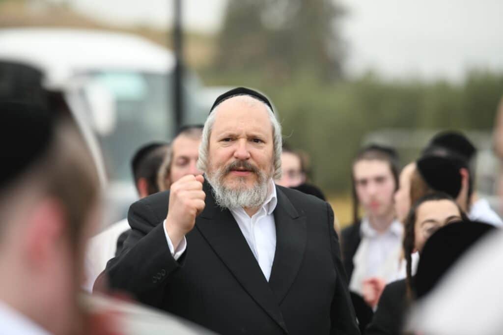 90 אוטובוסים הובילו 5,000 בחורי ישיבות מביתר עילית לצפון