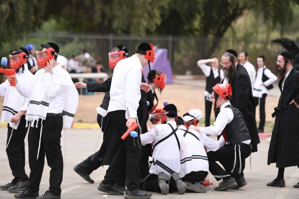 90 אוטובוסים הובילו 5,000 בחורי ישיבות מביתר עילית לצפון