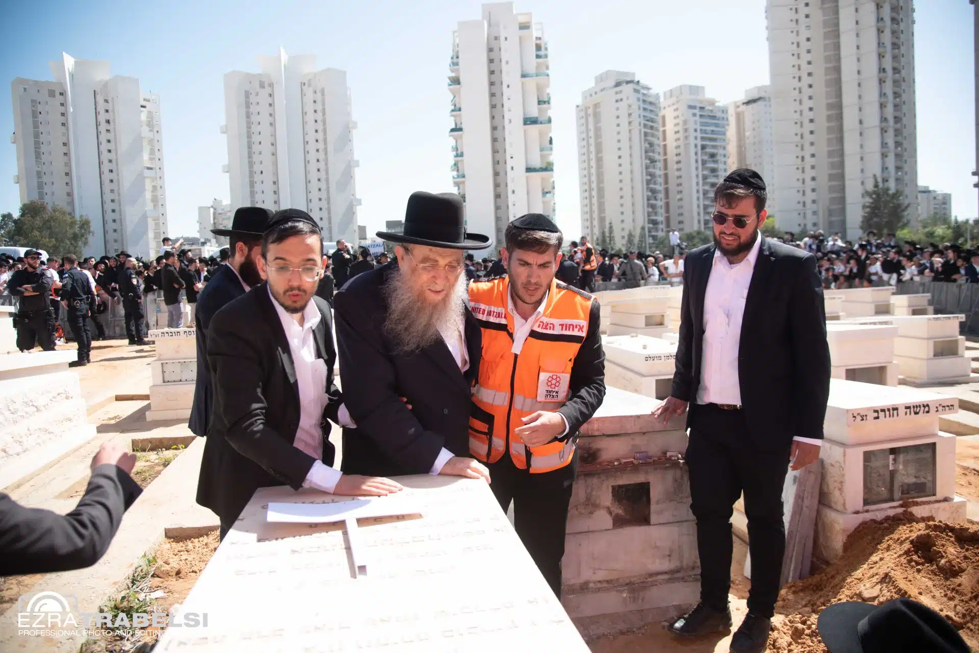 מההספדים ועד לקבורה: אחר מיטתו של מרן הגר"מ מאזוז זצ"ל