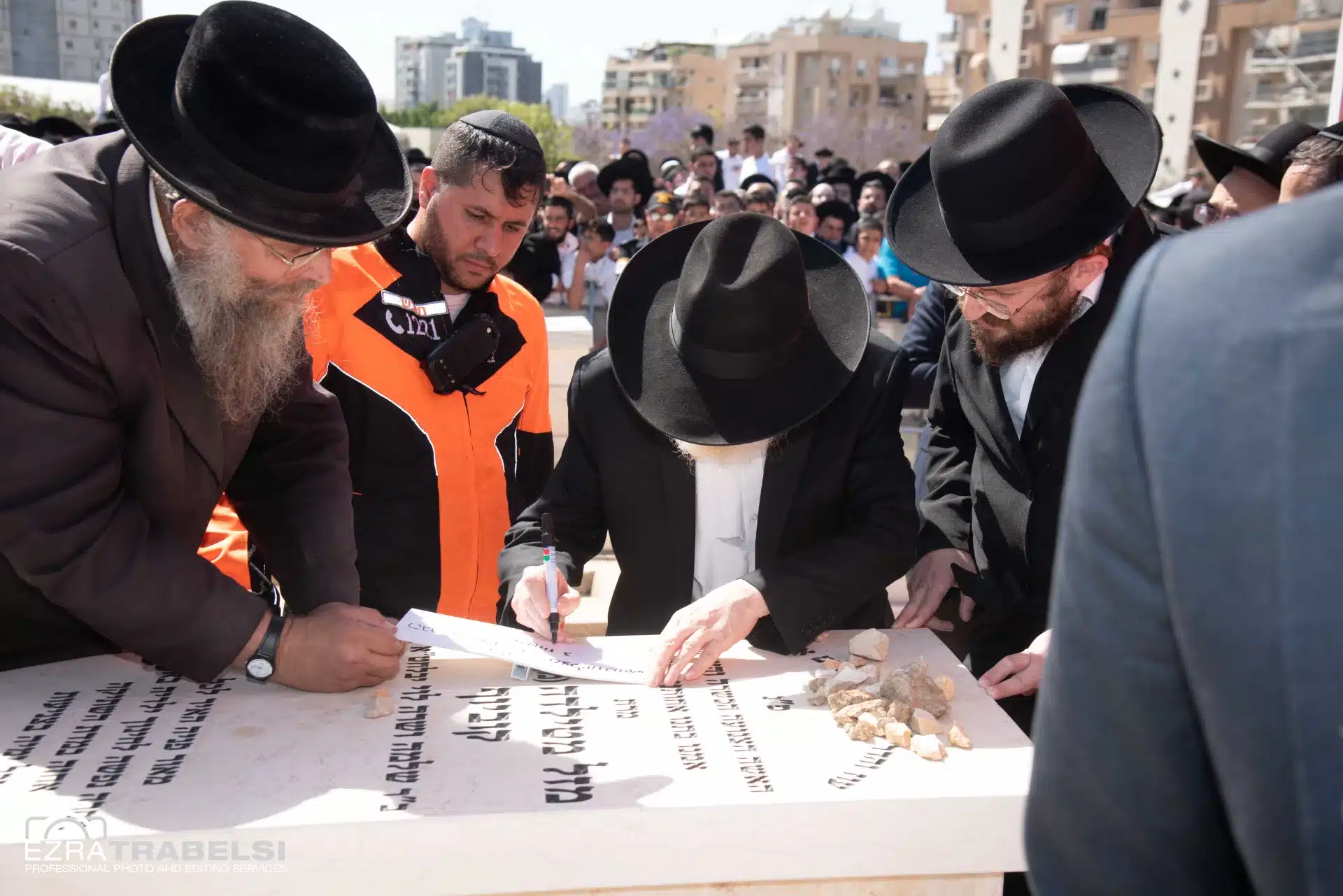 מההספדים ועד לקבורה: אחר מיטתו של מרן הגר"מ מאזוז זצ"ל