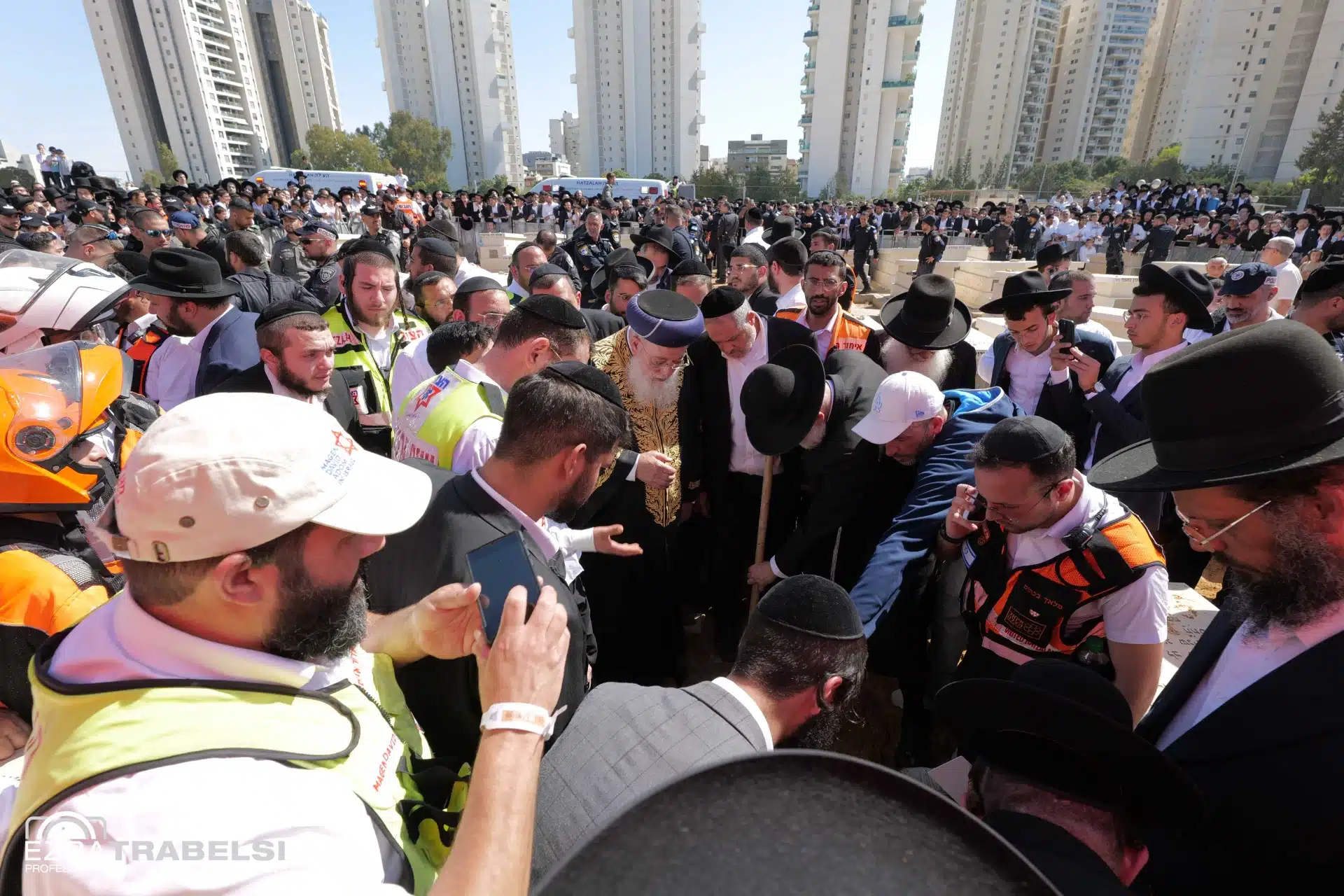 מההספדים ועד לקבורה: אחר מיטתו של מרן הגר"מ מאזוז זצ"ל