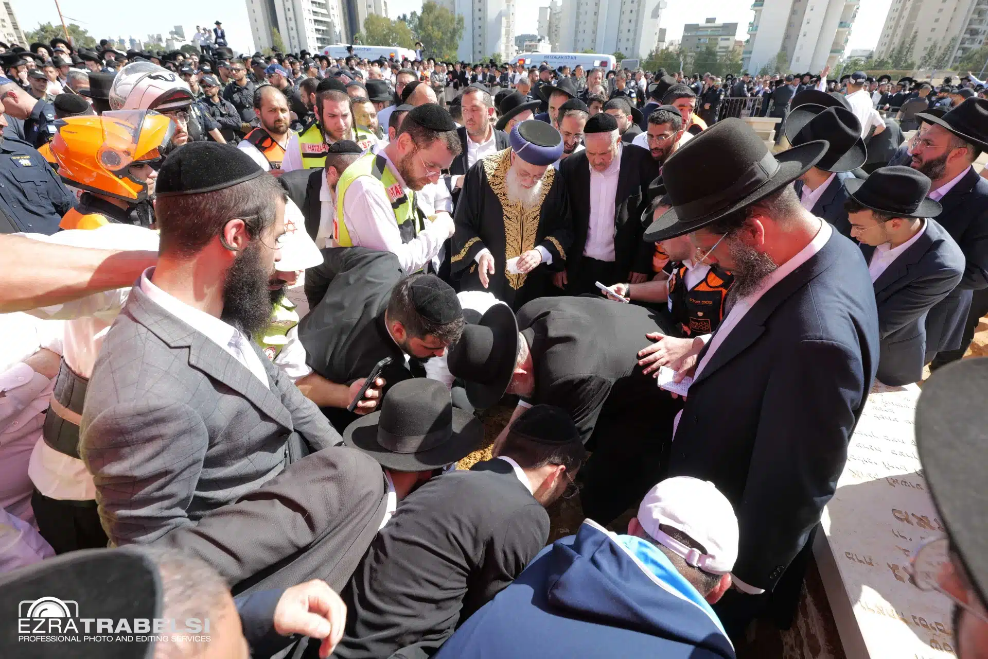 מההספדים ועד לקבורה: אחר מיטתו של מרן הגר"מ מאזוז זצ"ל