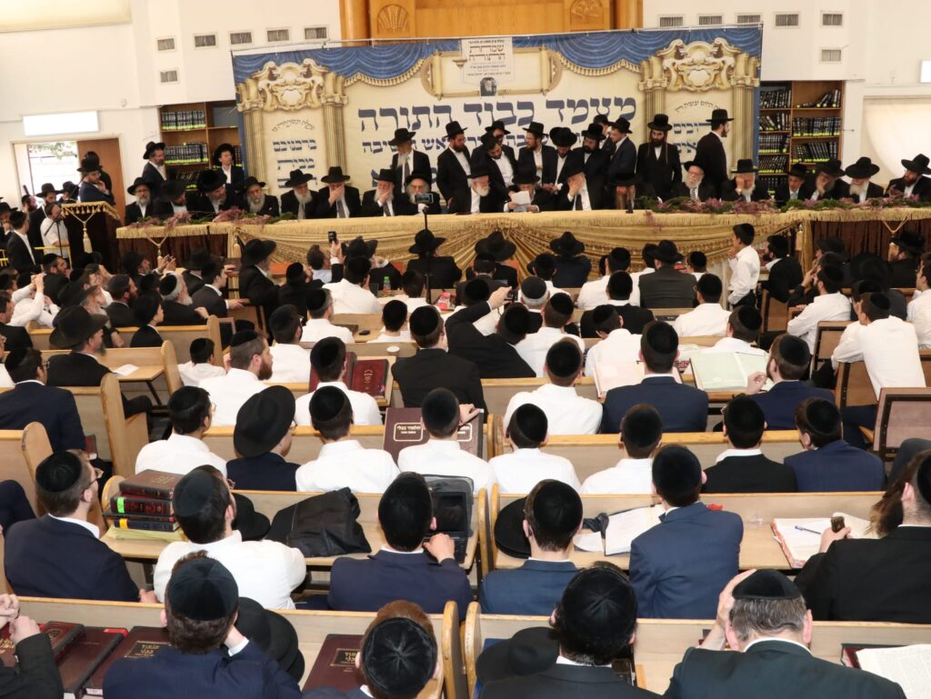 גלריה: מרן הגר"ד לנדו במעמד כבוד התורה ברחובות