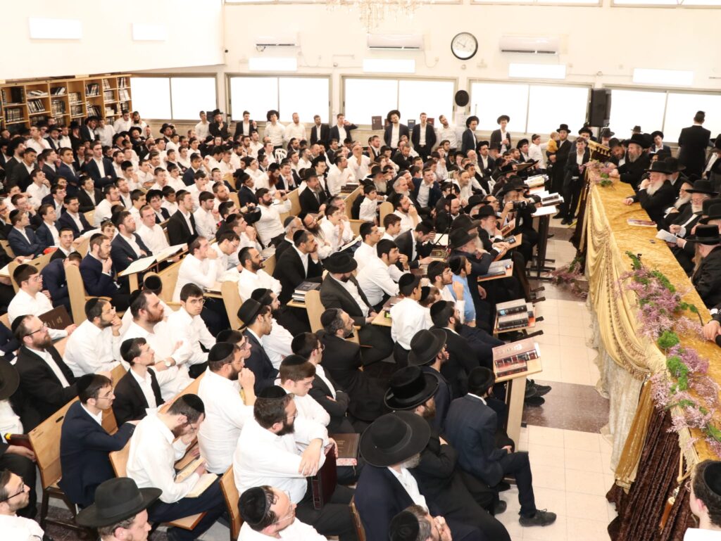 גלריה: מרן הגר"ד לנדו במעמד כבוד התורה ברחובות