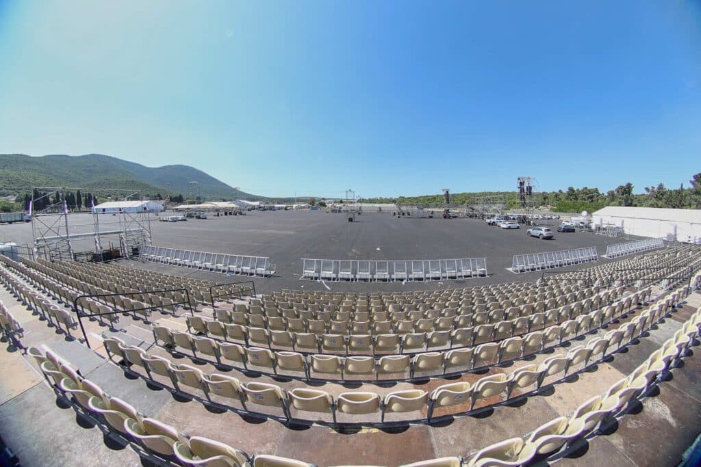 הצלם החסידי תיעד: המתחם הענק שבו ידליק ר' מיילך את מירון