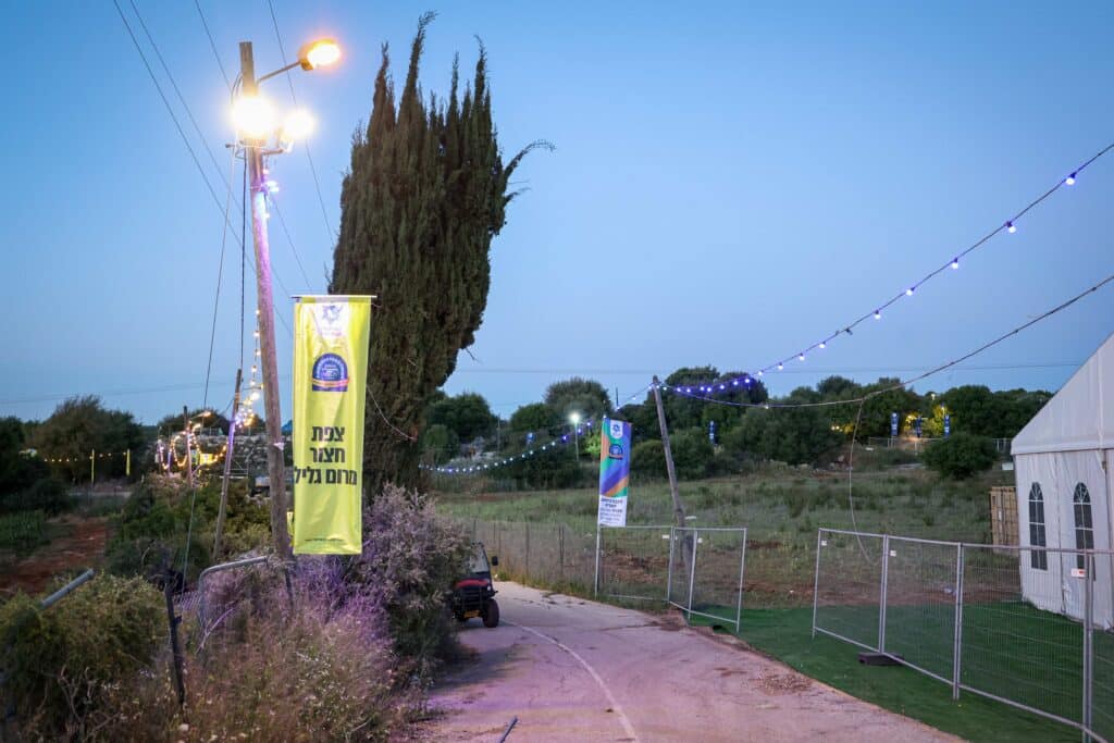 הצלם החסידי תיעד: המתחם הענק שבו ידליק ר' מיילך את מירון