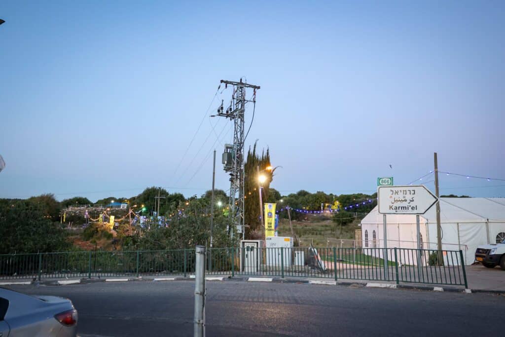 הצלם החסידי תיעד: המתחם הענק שבו ידליק ר' מיילך את מירון