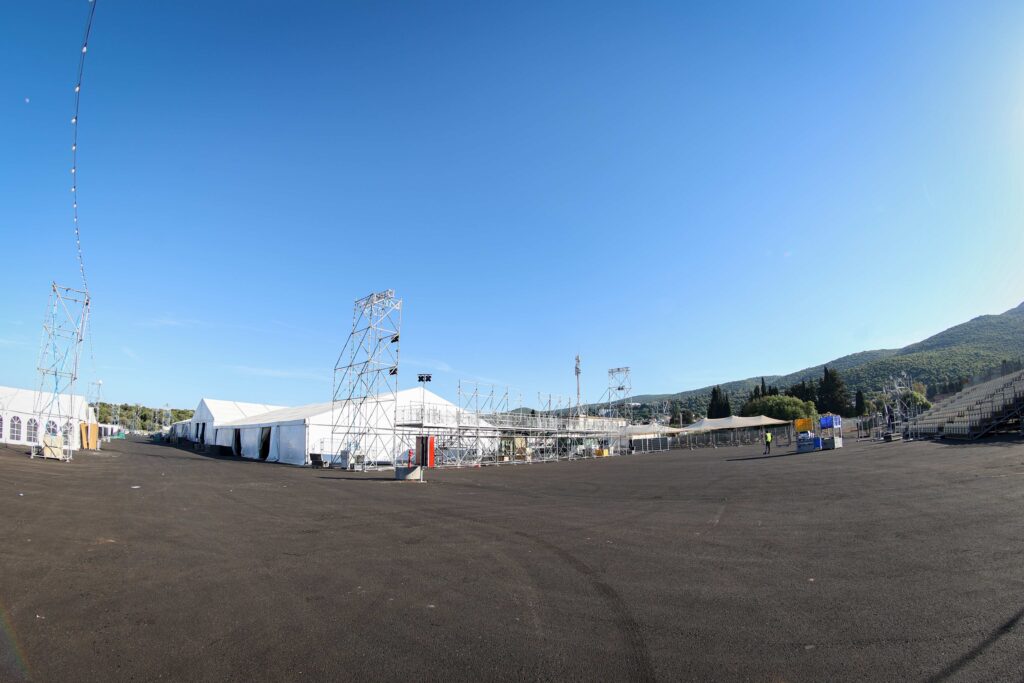 הצלם החסידי תיעד: המתחם הענק שבו ידליק ר' מיילך את מירון