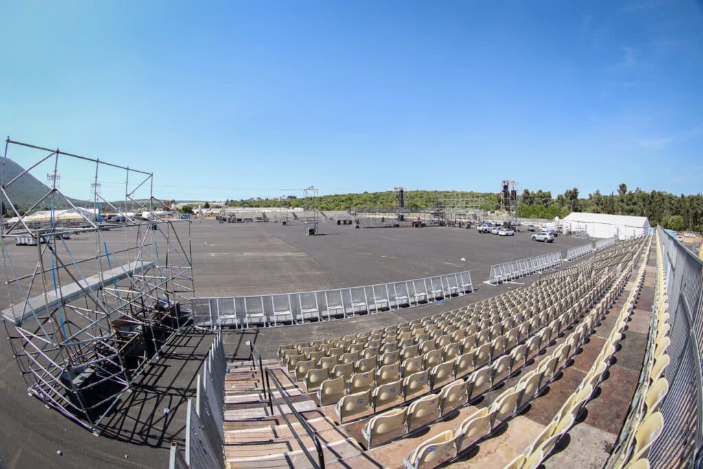 הצלם החסידי תיעד: המתחם הענק שבו ידליק ר' מיילך את מירון