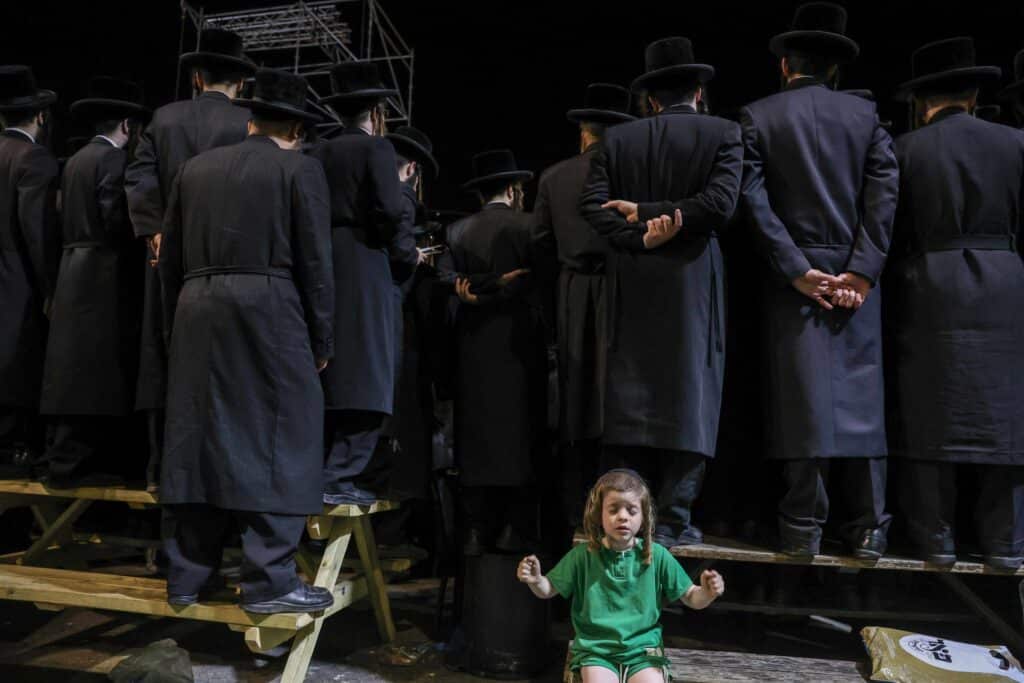 אחרי ל"ג בעומר: האדמו"ר מדארג הדליק את מירון עם חסידיו