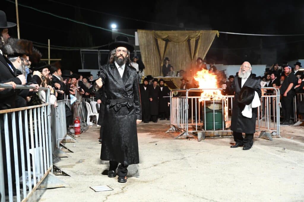 גלריה מסכמת: האדמו"ר מזוויעהל הדליק את בני עקיבא