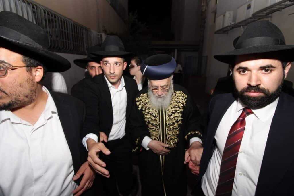 בני ברק: חברי המועצת ורב העיר הדליקו את ההדלקה המרכזית