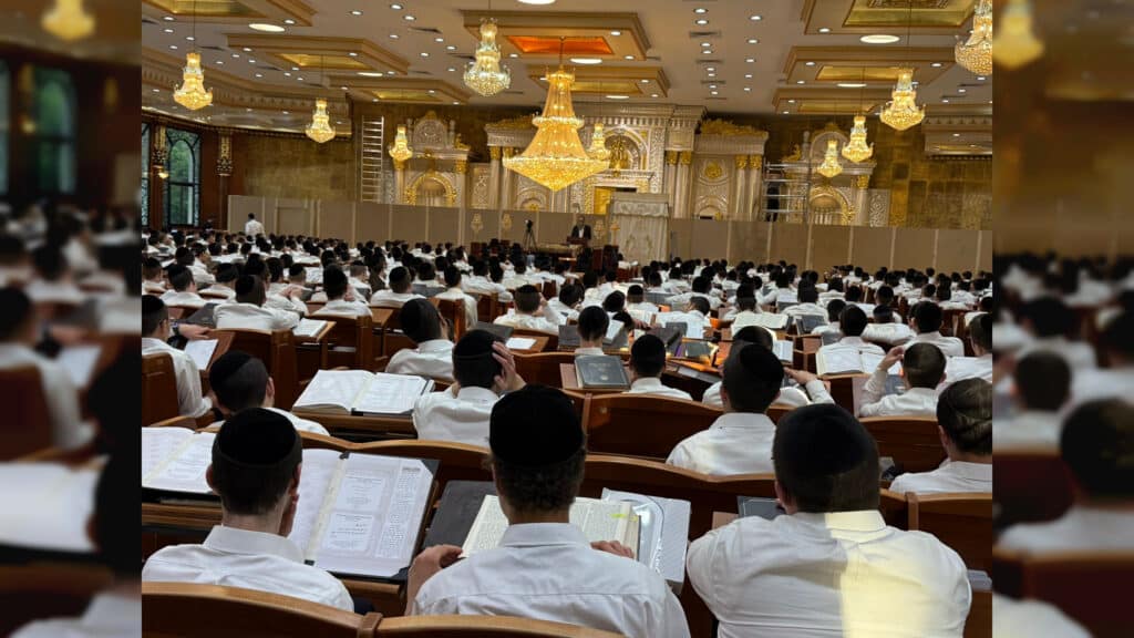 ימים ספורים לאחר הניתוח: הגר"ב שרייבר מסר שיחה בישיבה