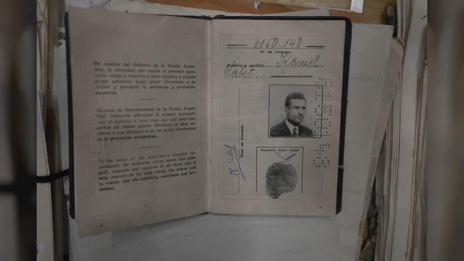 60 שנה אחרי: חפציו האישים של אלי כהן הובאו לישראל