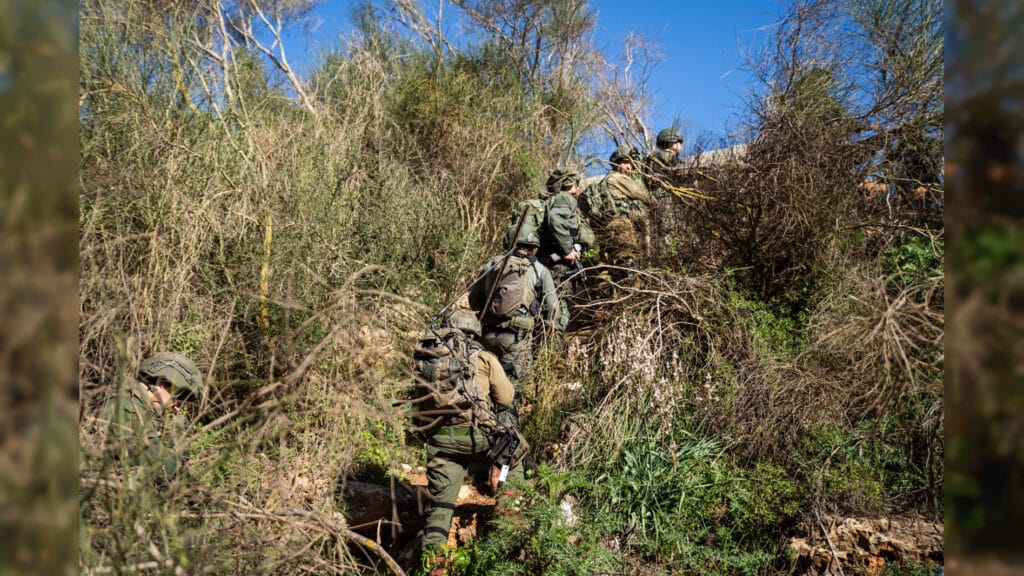 לאחר 20 חודשי לחימה: חילופי כוחות בגבול הצפוני