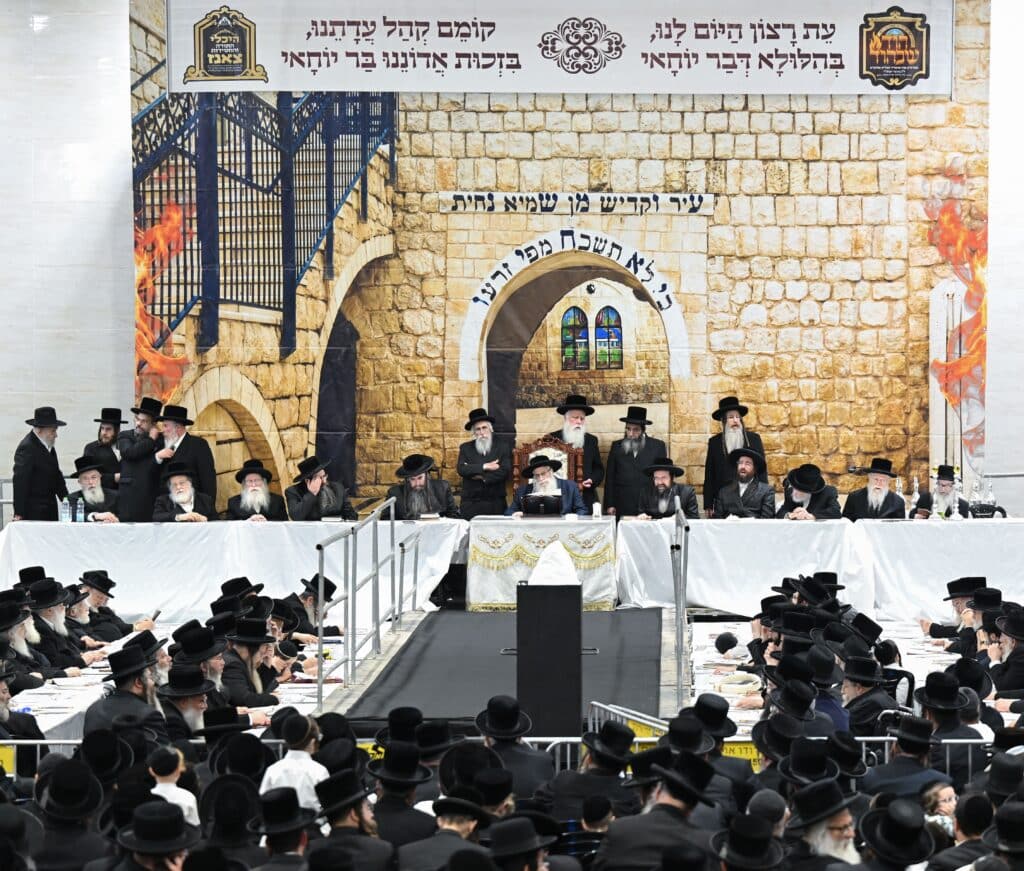 חלאקה וחץ וקשת: הרבי מצאנז ערך את שולחנו בהילולת הרשב"י