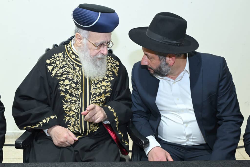 מאות אבות ובנים התכנסו להדלקה המרכזית בשמואל הנביא