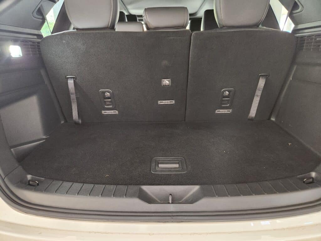 תשכחו מכל מה שידעתם: מאזדה CX-90 משנה את כללי המשחק