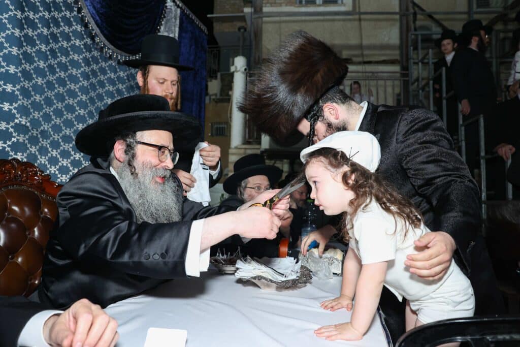 ראש ישיבת סאטמר הדליק את האש בשיכון החסידות בבני ברק