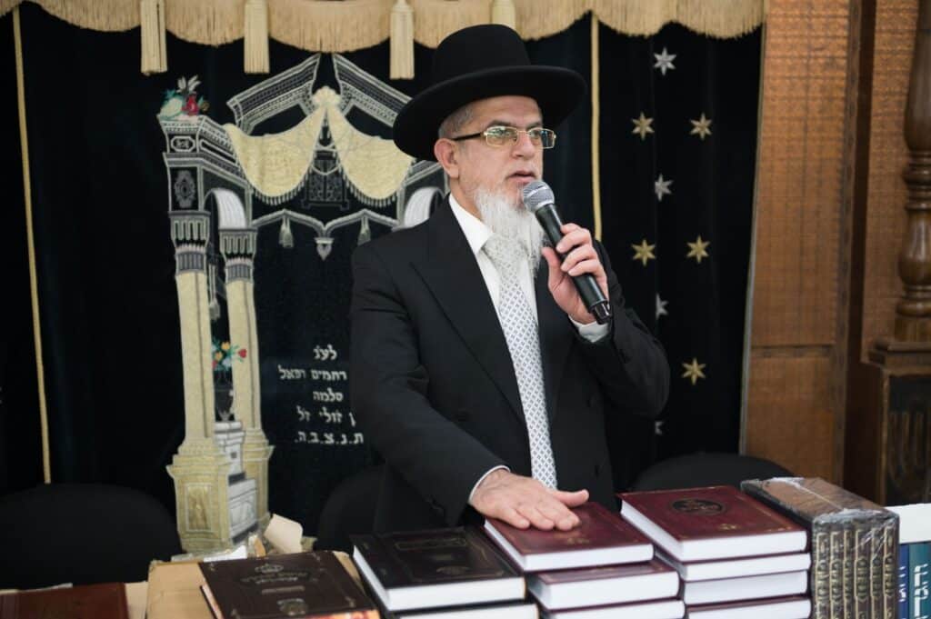 בכפר יונה הצדיעו לאברכים ובחורי הישיבות מסיימי המסכתות בכפר יונה הצדיעו לאברכים ובחורי הישיבות מסיימי המסכתות