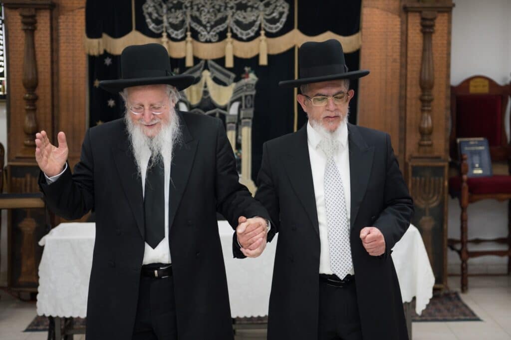 בכפר יונה הצדיעו לאברכים ובחורי הישיבות מסיימי המסכתות בכפר יונה הצדיעו לאברכים ובחורי הישיבות מסיימי המסכתות