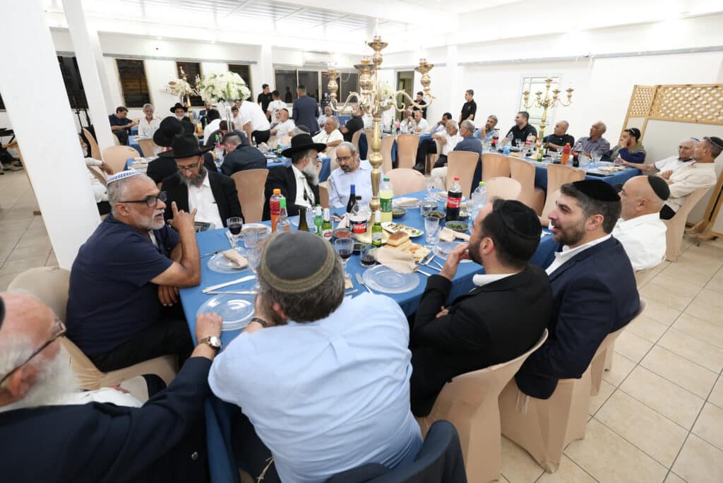 הגבאים של יהוד מונוסון התכנסו למעמד הוקרה והצדעה הגבאים של יהוד מונוסון התכנסו למעמד הוקרה והצדעה