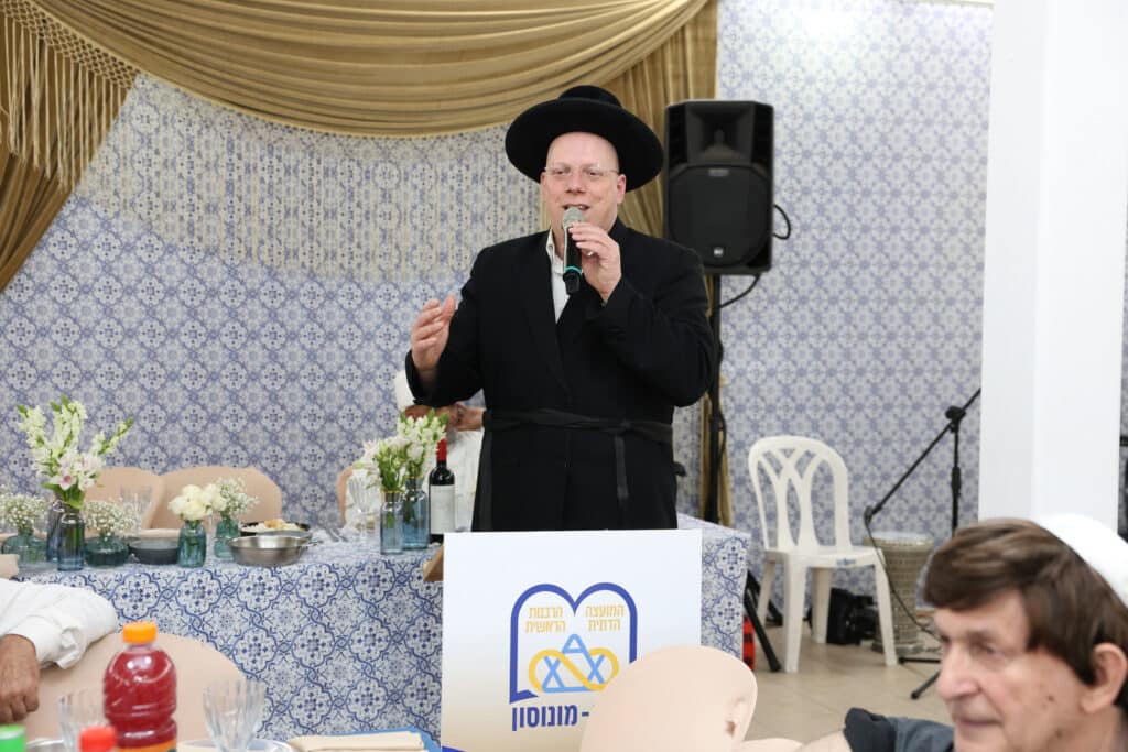 הגבאים של יהוד מונוסון התכנסו למעמד הוקרה והצדעה הגבאים של יהוד מונוסון התכנסו למעמד הוקרה והצדעה