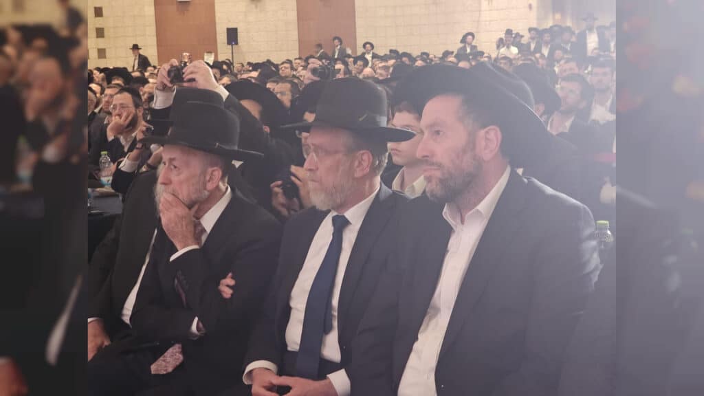 איצקוביץ': ההכנות להילולא ותעלומת הנגיד המסתורי איצקוביץ': ההכנות להילולא ותעלומת הנגיד המסתורי