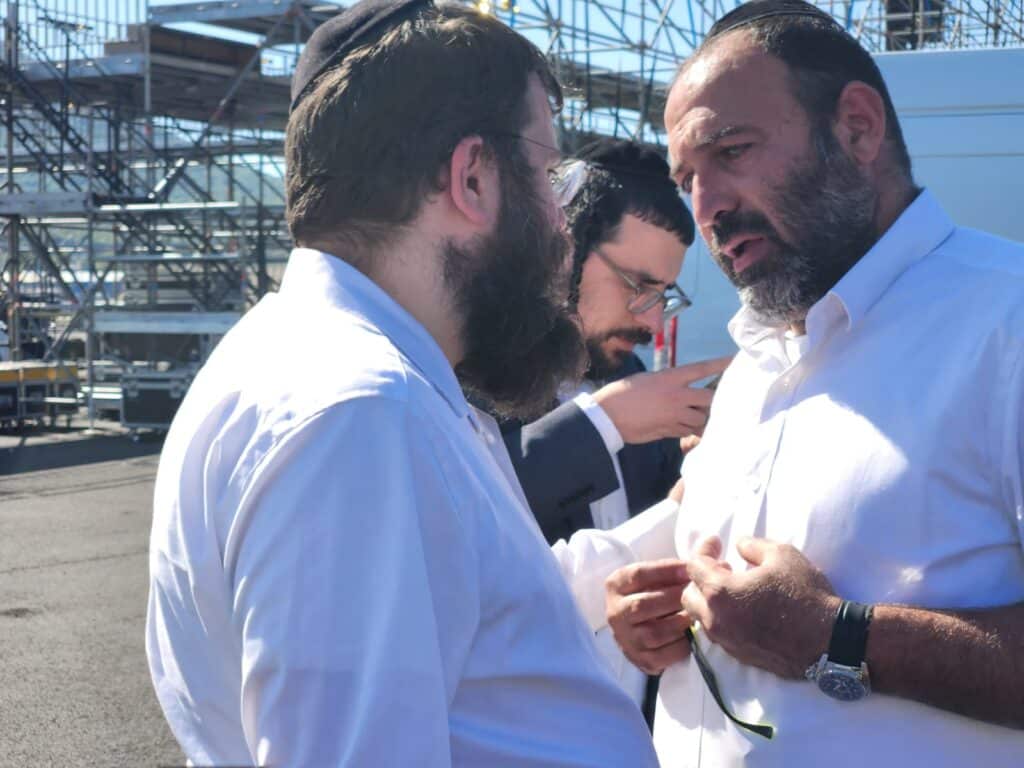 איצקוביץ': רכב היוקרה ופתרון תעלומת הנגיד המסתורי איצקוביץ': רכב היוקרה ופתרון תעלומת הנגיד המסתורי