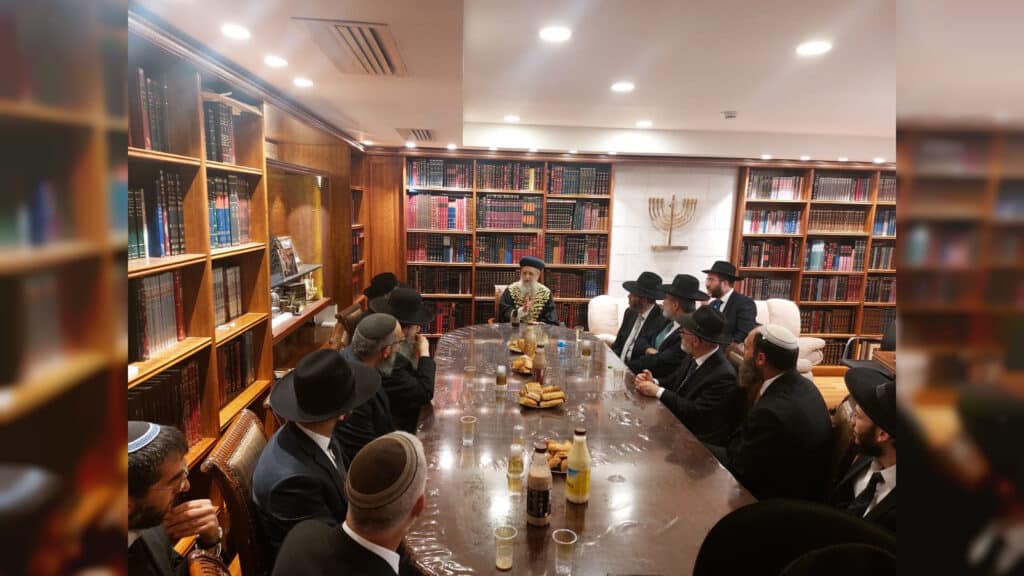 איצקוביץ': החתונה הסודית והמיליארדר שכובד סנדק איצקוביץ': החתונה הסודית והמיליארדר שכובד סנדק