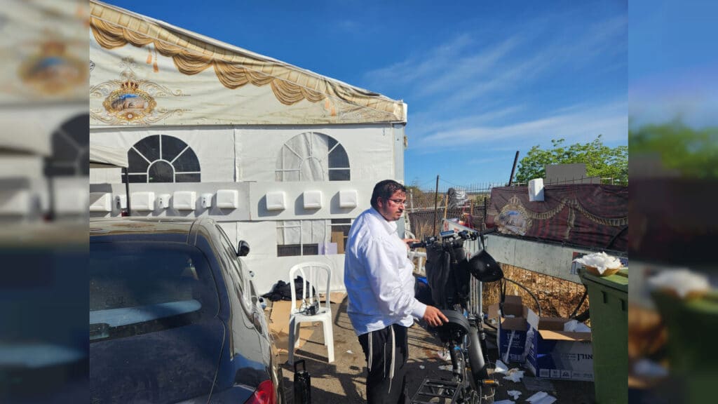 איצקוביץ': החתונה הסודית והמיליארדר שכובד סנדק איצקוביץ': החתונה הסודית והמיליארדר שכובד סנדק