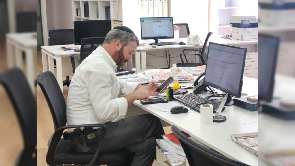 איצקוביץ': החתונה הסודית והמיליארדר שכובד סנדק איצקוביץ': החתונה הסודית והמיליארדר שכובד סנדק