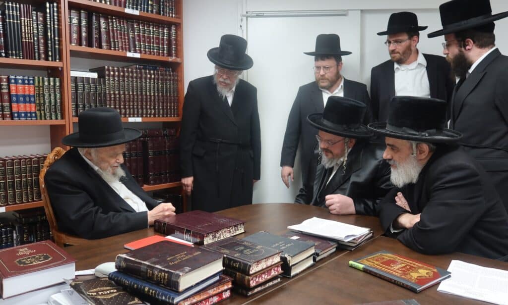 איצקוביץ': המודעה שבוטלה ומאחורי הקלעים של הטרמפ איצקוביץ': המודעה שבוטלה ומאחורי הקלעים של הטרמפ