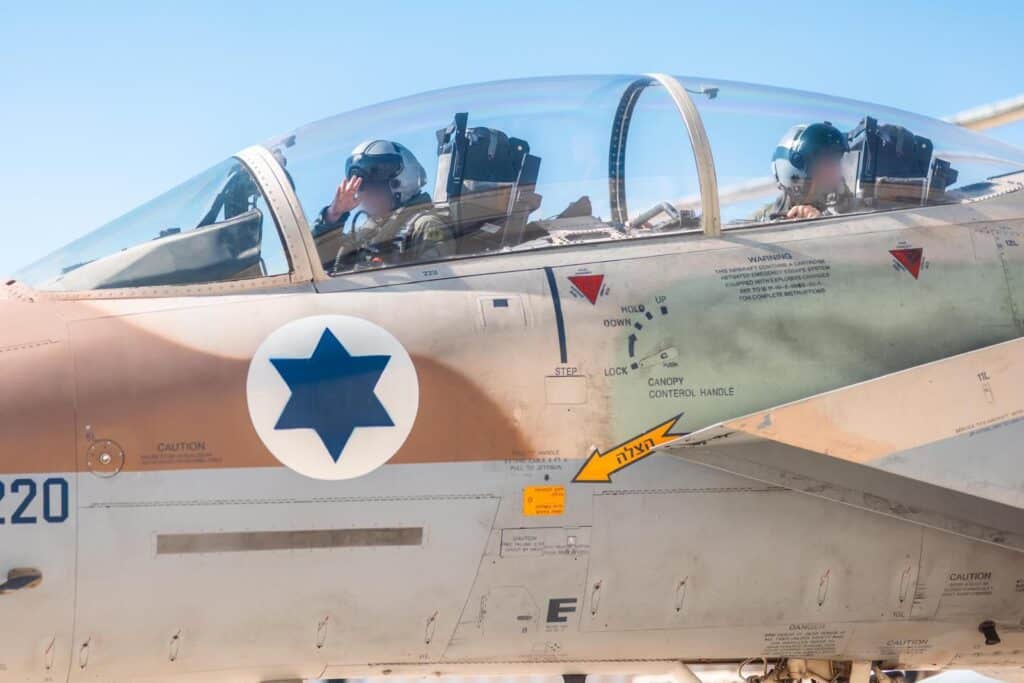 צה"ל חושף תיעודים מרגעי התקיפות בתימן