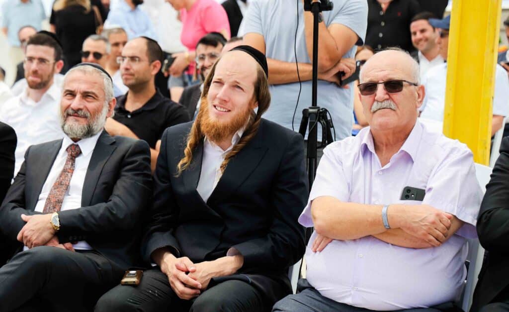 איצקוביץ': המודעה שבוטלה ומאחורי הקלעים של הטרמפ