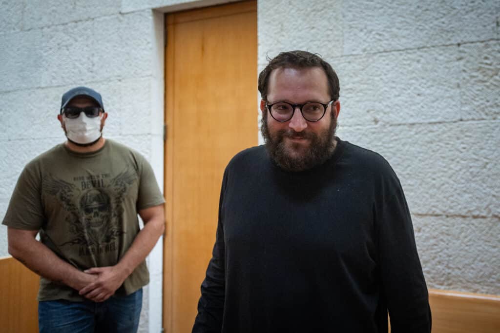 הקבינט דן, הצבא מתלבט וההכרעה מתעכבת | אריה זיסמן