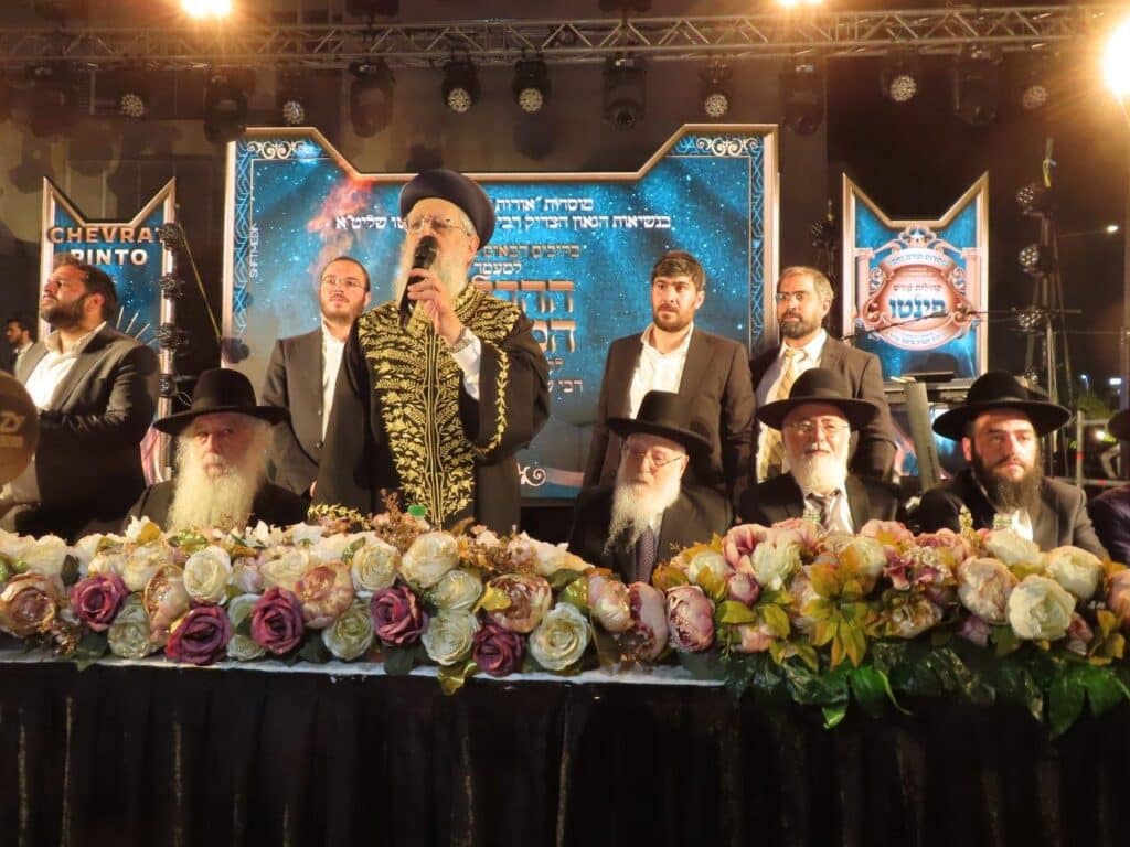 אשדוד: אלפים השתתפו בהדלקה המרכזית במעמד הראש"ל