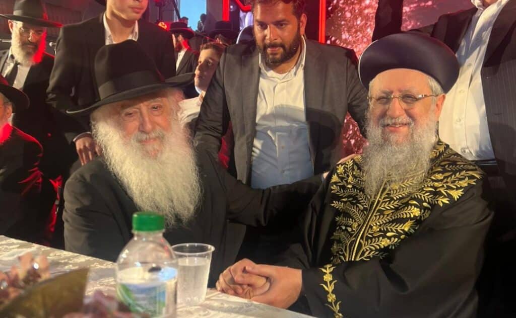 אשדוד: אלפים השתתפו בהדלקה המרכזית במעמד הראש"ל