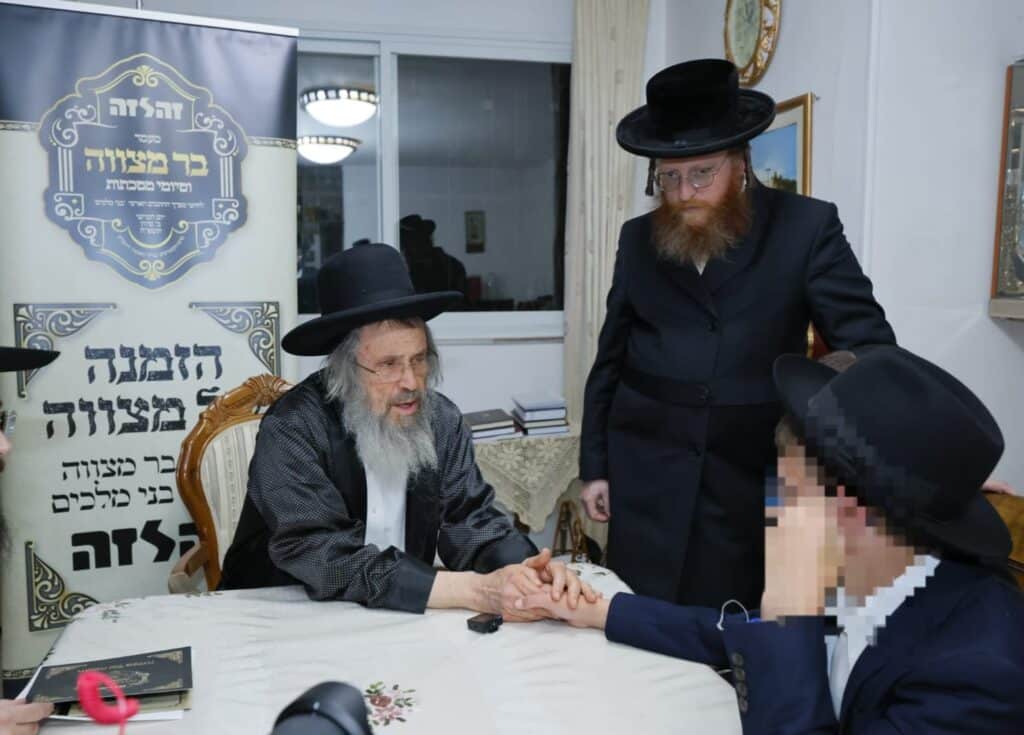 עין לא נותרה יבשה כשמרן פוסק הדור הגאון רבי משה שטרנבוך שליט"א מרא דארעא קדישא, השתנק מבכי וסיפר: "גם אני הייתי יתום!"