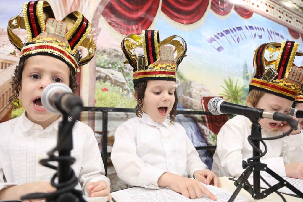 גלריה: מעמד חומש סעודה לתלמידי כתה א' בת"ת יטב לב