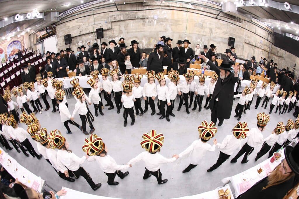 גלריה: מעמד חומש סעודה לתלמידי כתה א' בת"ת יטב לב