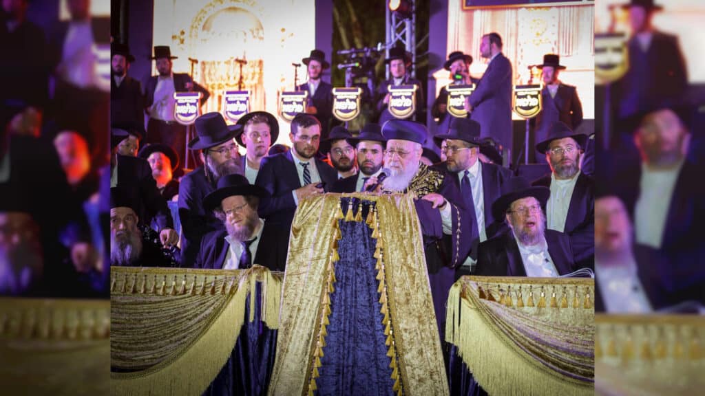 ב'עטרת שלמה' הכניסו ספר תורה חדש להיכל המפואר בעולם