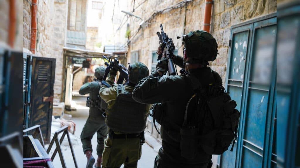 שני מחבלים חוסלו לוחמי צה"ל נפצעו בניסיון חטיפת נשק