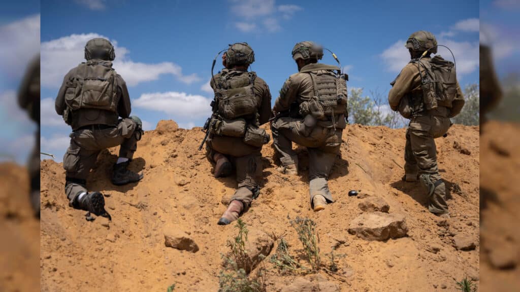 צפו: צה"ל מחסל מחבלים עם מטענים ומשמיד מבנים ממולכדים